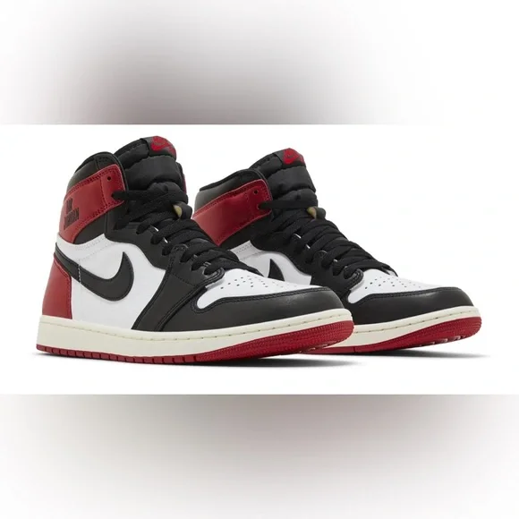 2025
Air Jordan 1 Retro High OG \'Black Toe Reimagined\'
Size 11 Air Jordan 1 High OG Black Toe Reimagined DZ5485-106  main image 4